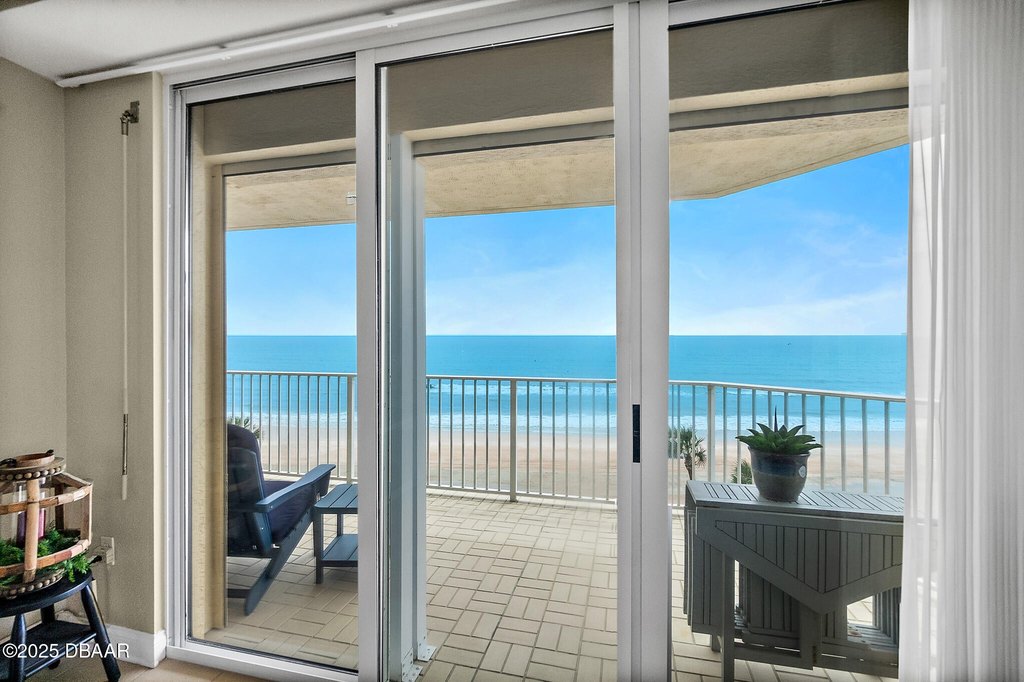 Daytona Beach Shores, Florida, 32118, United States, 3 Bedrooms Bedrooms, ,3 BathroomsBathrooms,Residential,Forsale,1965902