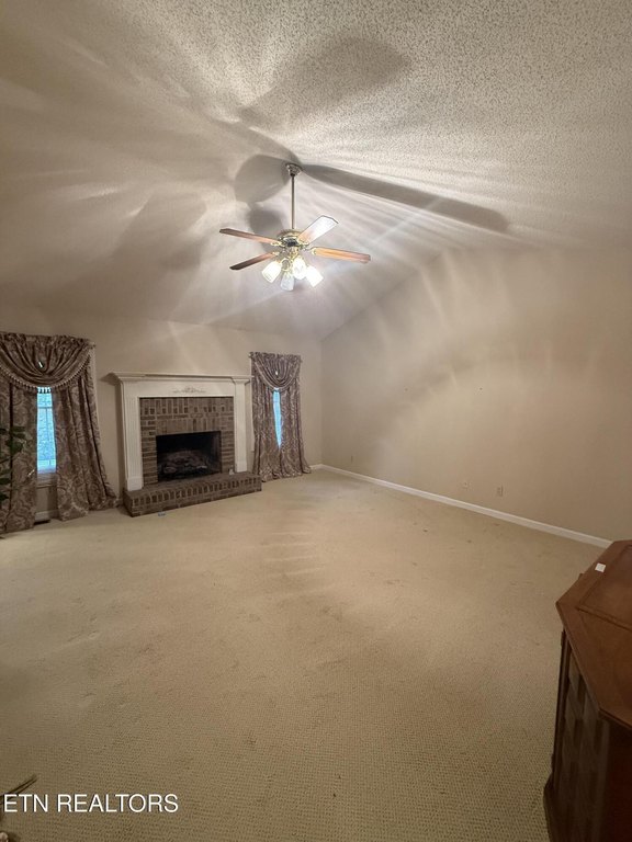 Alcoa, Tennessee, 37701, United States, 3 Bedrooms Bedrooms, ,2.5 BathroomsBathrooms,Residential,Forsale,1973607