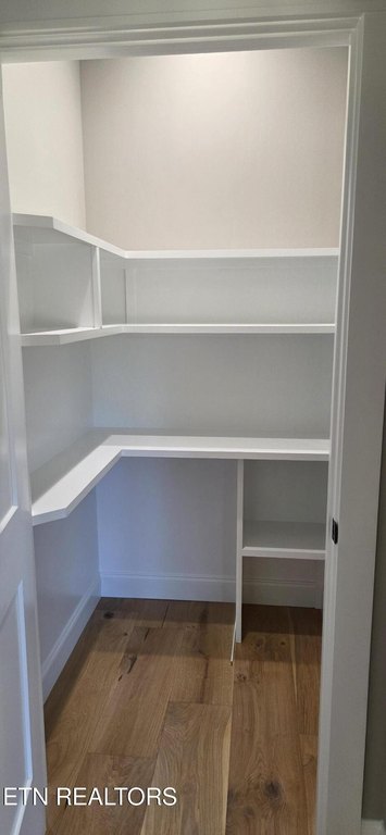 Madisonville, Tennessee, 37354, United States, 3 Bedrooms Bedrooms, ,2 BathroomsBathrooms,Residential,Forsale,1973608