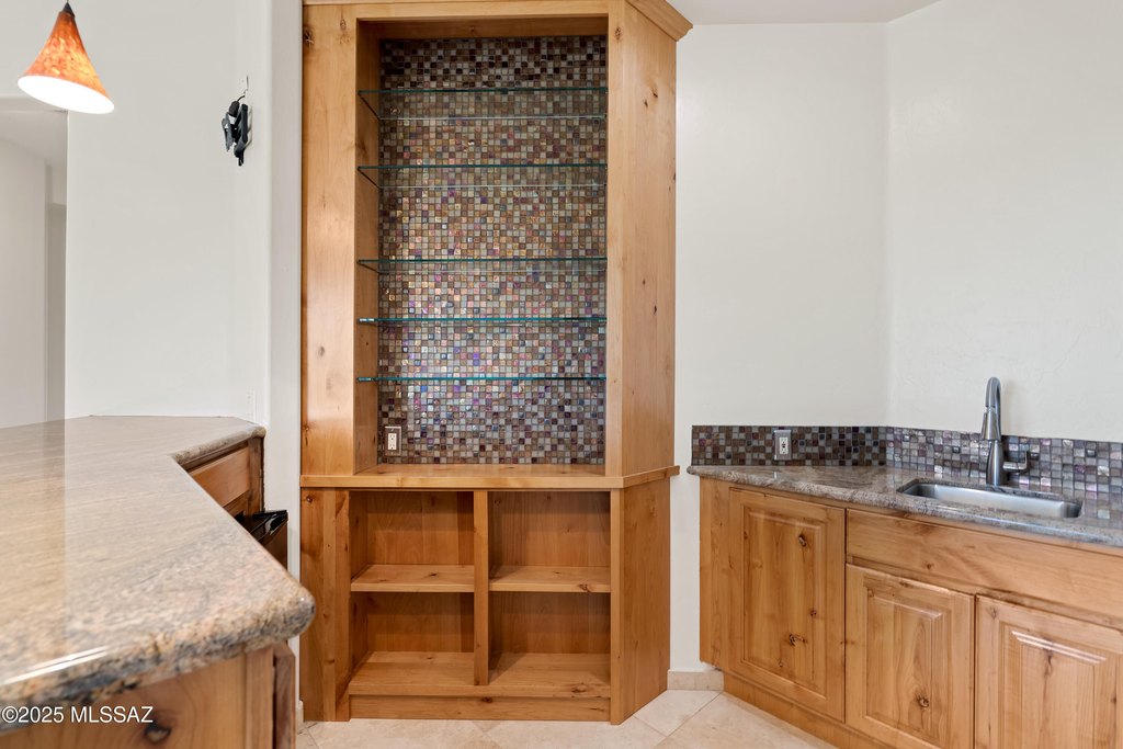 Tucson, Arizona, 85755, United States, 4 Bedrooms Bedrooms, ,5.5 BathroomsBathrooms,Residential,Forsale,1990104