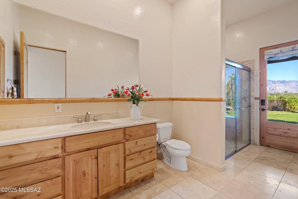 Tucson, Arizona, 85755, United States, 4 Bedrooms Bedrooms, ,5.5 BathroomsBathrooms,Residential,Forsale,1990104