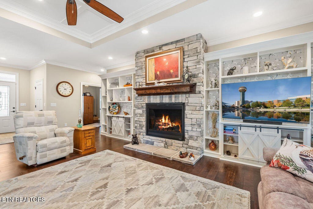 Loudon, Tennessee, 37774, United States, 3 Bedrooms Bedrooms, ,2 BathroomsBathrooms,Residential,Forsale,1999458