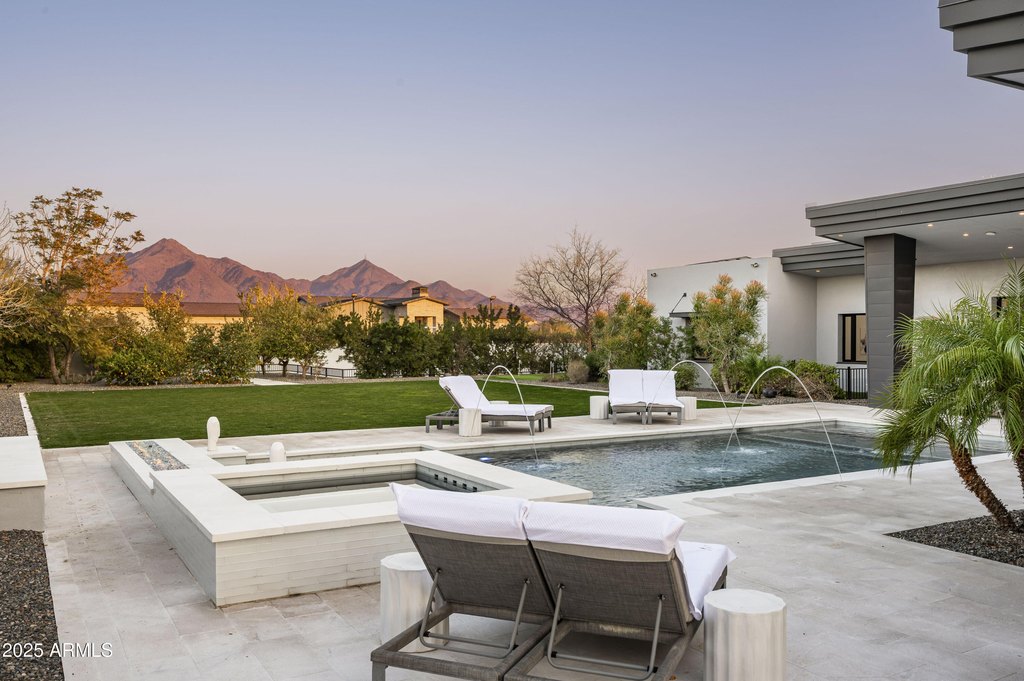 Scottsdale, Arizona, 85255, United States, 6 Bedrooms Bedrooms, ,6 BathroomsBathrooms,Residential,Forsale,2000266