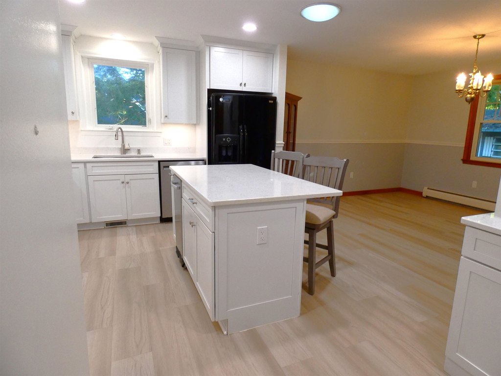 Laconia, New Hampshire, 03246, United States, 3 Bedrooms Bedrooms, ,2.5 BathroomsBathrooms,Residential,Forsale,1968469