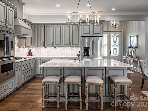 Fletcher, North Carolina, 28732, United States, 4 Bedrooms Bedrooms, ,5 BathroomsBathrooms,Residential,Forsale,1986013