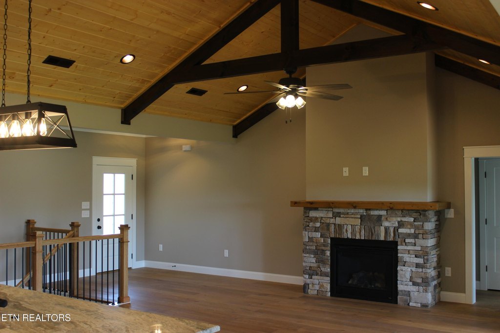 Madisonville, Tennessee, 37354, United States, 3 Bedrooms Bedrooms, ,3 BathroomsBathrooms,Residential,Forsale,1893807