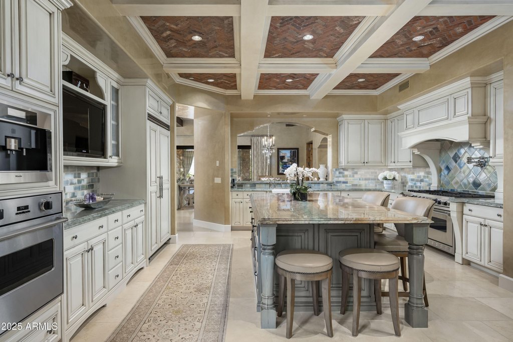 Scottsdale, Arizona, 85255, United States, 4 Bedrooms Bedrooms, ,6.5 BathroomsBathrooms,Residential,Forsale,2000261