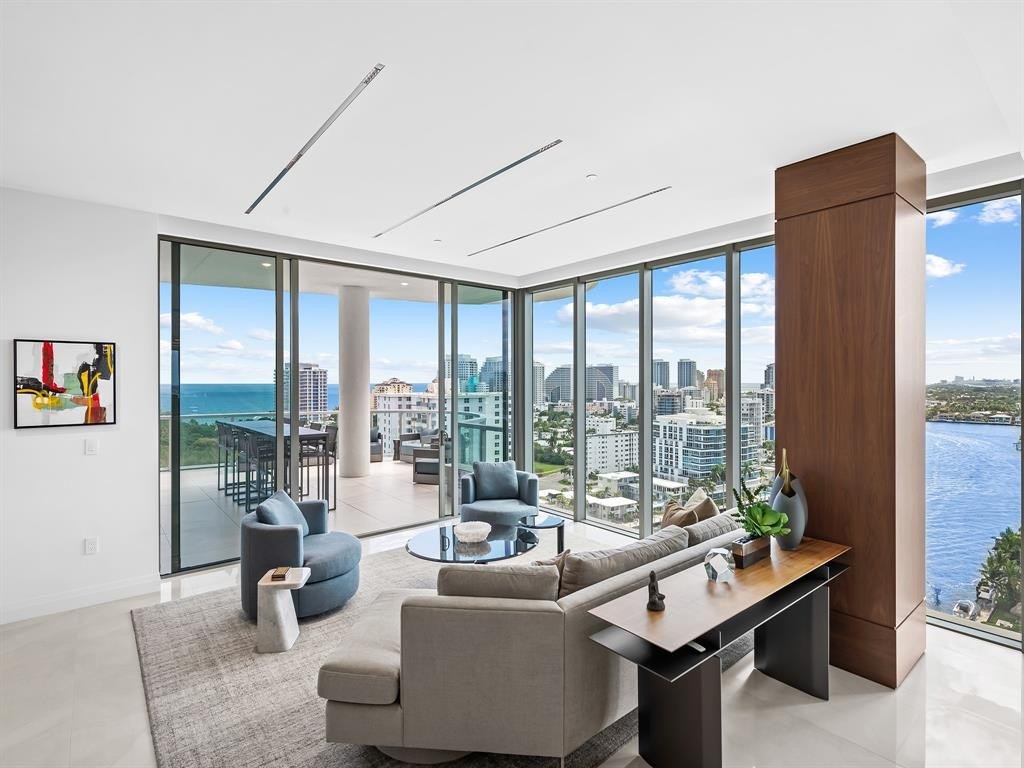 Fort Lauderdale, Florida, 33304, United States, 3 Bedrooms Bedrooms, ,3.5 BathroomsBathrooms,Residential,Forsale,1994074