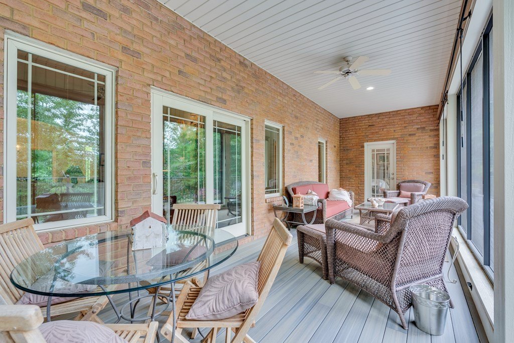 SPARTA, Tennessee, 38583, United States, 3 Bedrooms Bedrooms, ,3.5 BathroomsBathrooms,Residential,Forsale,1929832