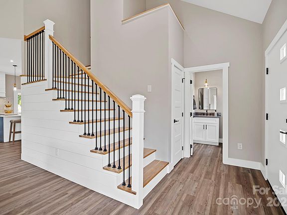 Asheville, North Carolina, 28806, United States, 3 Bedrooms Bedrooms, ,2 BathroomsBathrooms,Residential,Forsale,1986000