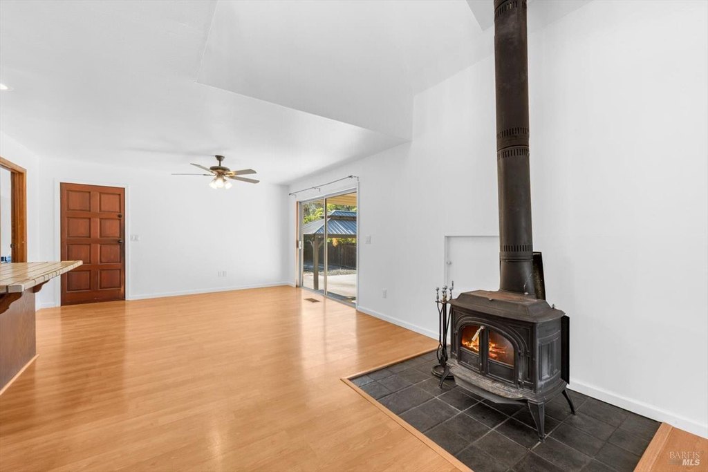 Napa, California, 94558, United States, 3 Bedrooms Bedrooms, ,2 BathroomsBathrooms,Residential,Forsale,2004743