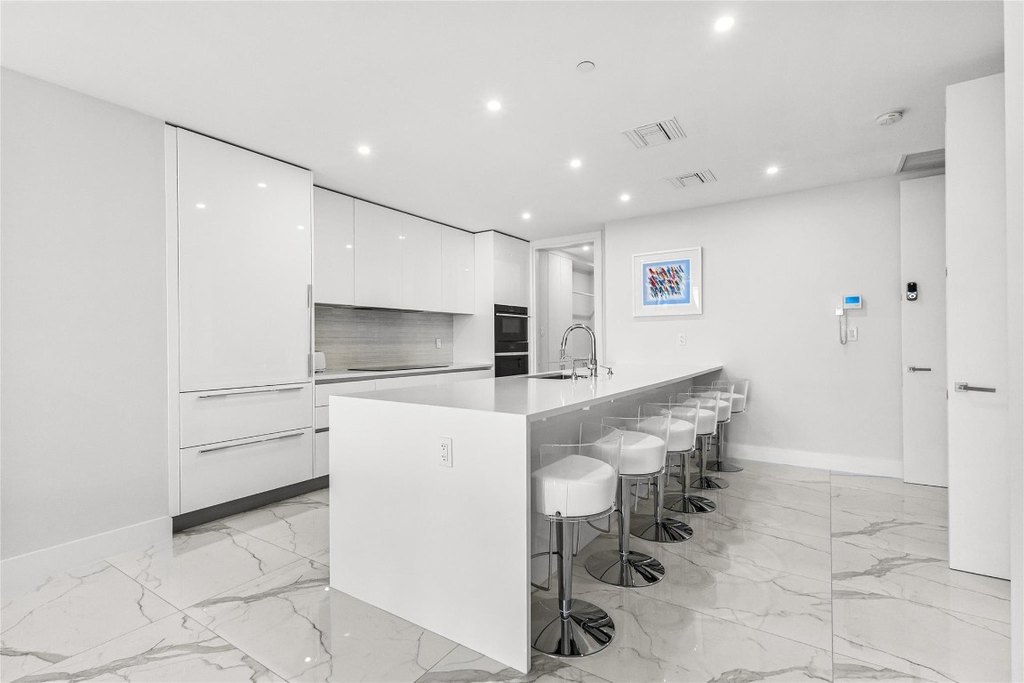 Fort Lauderdale, Florida, 33304, United States, 2 Bedrooms Bedrooms, ,2 BathroomsBathrooms,Residential,Forsale,2011614