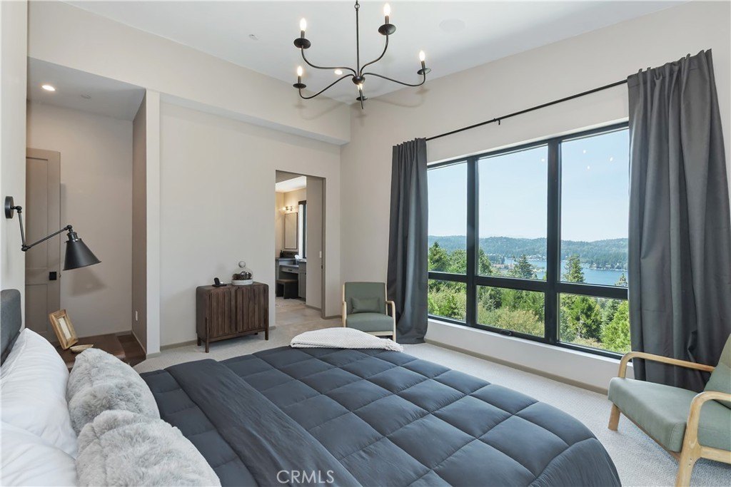 Lake Arrowhead, California, 92352, United States, 3 Bedrooms Bedrooms, ,2.5 BathroomsBathrooms,Residential,Forsale,2000287