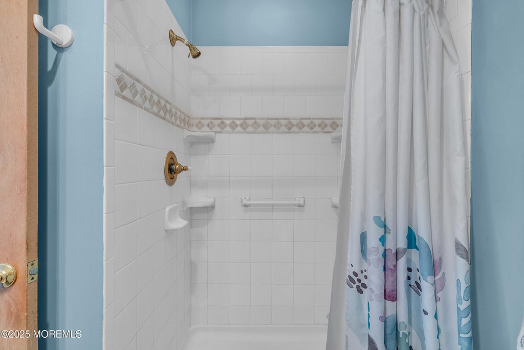 Toms River, New Jersey, 08757, United States, 4 Bedrooms Bedrooms, ,2 BathroomsBathrooms,Residential,Forsale,1994025