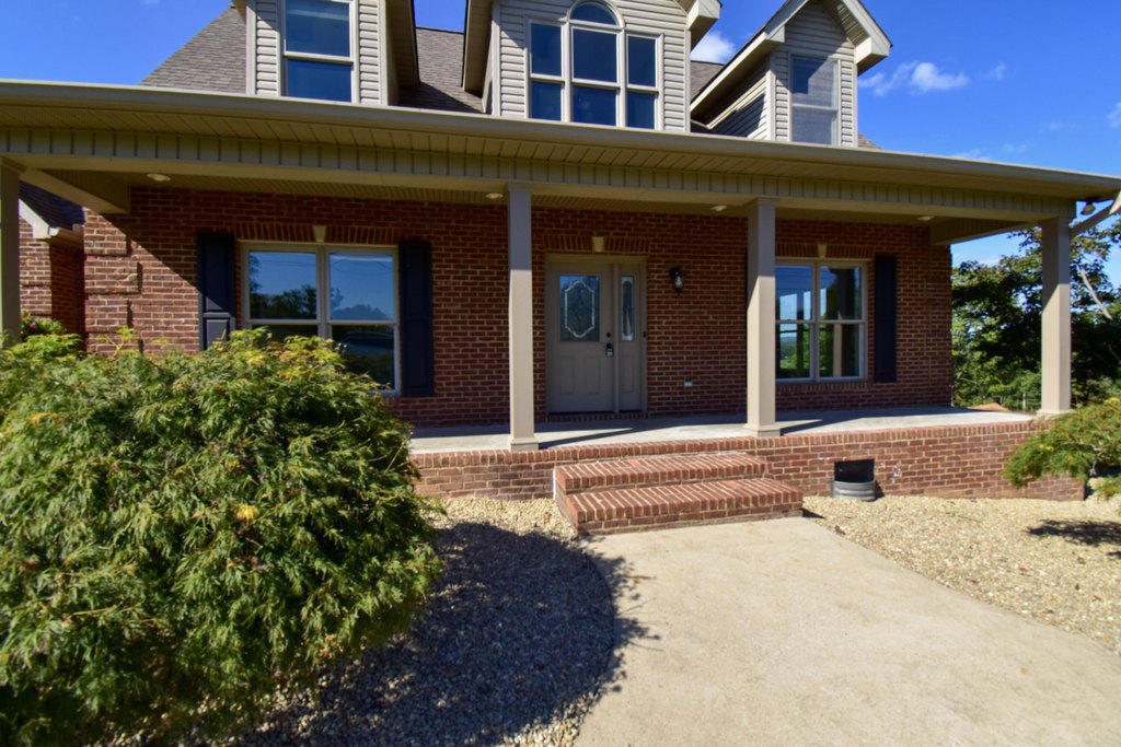 Rutledge, Tennessee, 37861, United States, 3 Bedrooms Bedrooms, ,2.5 BathroomsBathrooms,Residential,Forsale,1988740