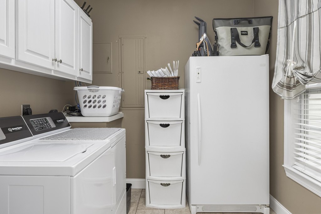 Trenton, Georgia, 30752, United States, 4 Bedrooms Bedrooms, ,3 BathroomsBathrooms,Residential,Forsale,2004698