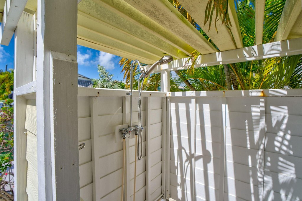 Summerland Key, Florida, 33042, United States, 3 Bedrooms Bedrooms, ,3 BathroomsBathrooms,Residential,Forsale,2004352