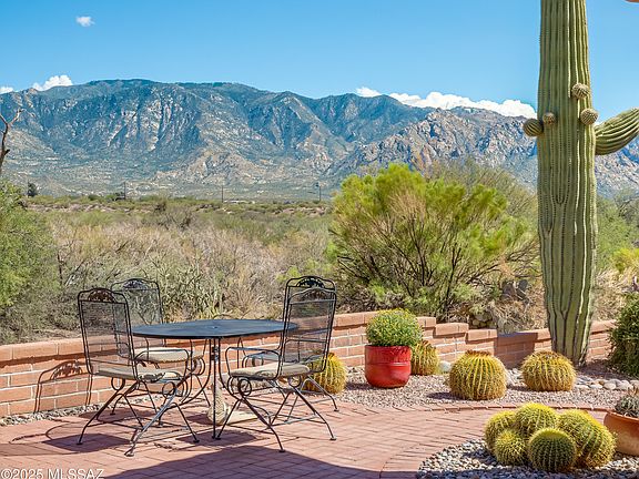Oro Valley, Arizona, 85755, United States, 2 Bedrooms Bedrooms, ,3 BathroomsBathrooms,Residential,Forsale,1990094