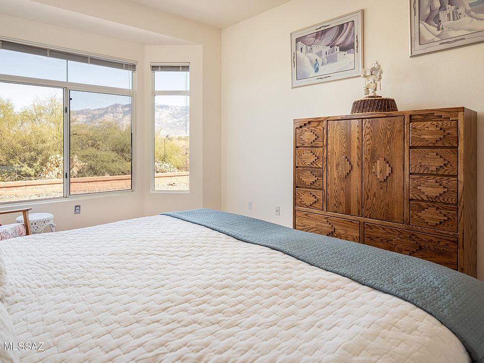 Oro Valley, Arizona, 85755, United States, 2 Bedrooms Bedrooms, ,3 BathroomsBathrooms,Residential,Forsale,1990094