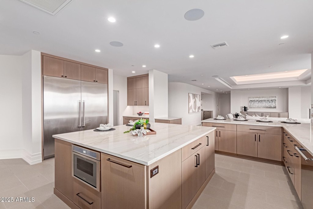 Carefree, Arizona, 85377, United States, 4 Bedrooms Bedrooms, ,5 BathroomsBathrooms,Residential,Forsale,1968441