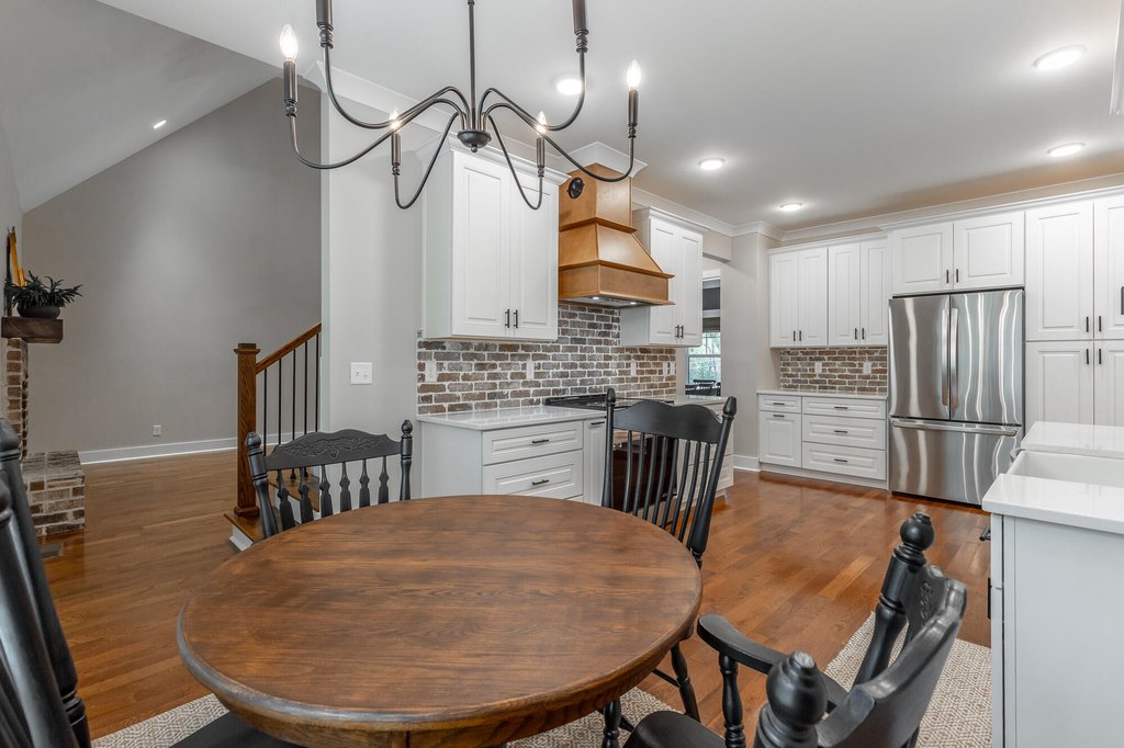 Harrison, Tennessee, 37341, United States, 3 Bedrooms Bedrooms, ,2.5 BathroomsBathrooms,Residential,Forsale,1995326