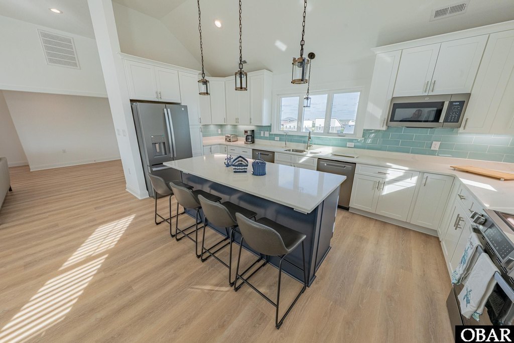 Salvo, North Carolina, 27972, United States, 8 Bedrooms Bedrooms, ,8.5 BathroomsBathrooms,Residential,Forsale,2004892