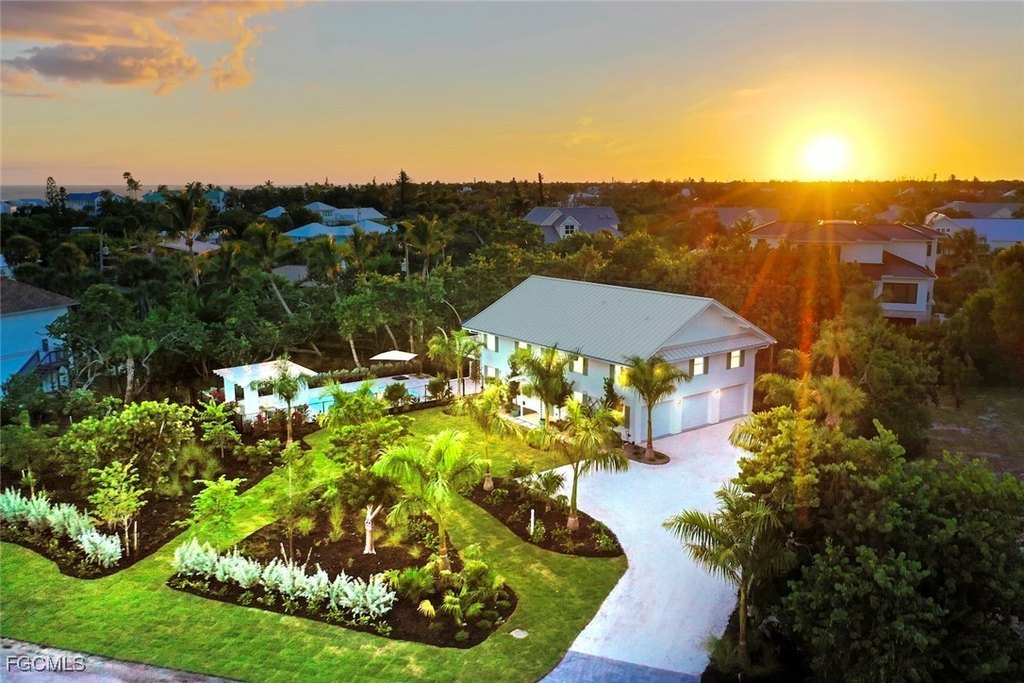 Sanibel, Florida, 33957, United States, 3 Bedrooms Bedrooms, ,2 BathroomsBathrooms,Residential,Forsale,1998639
