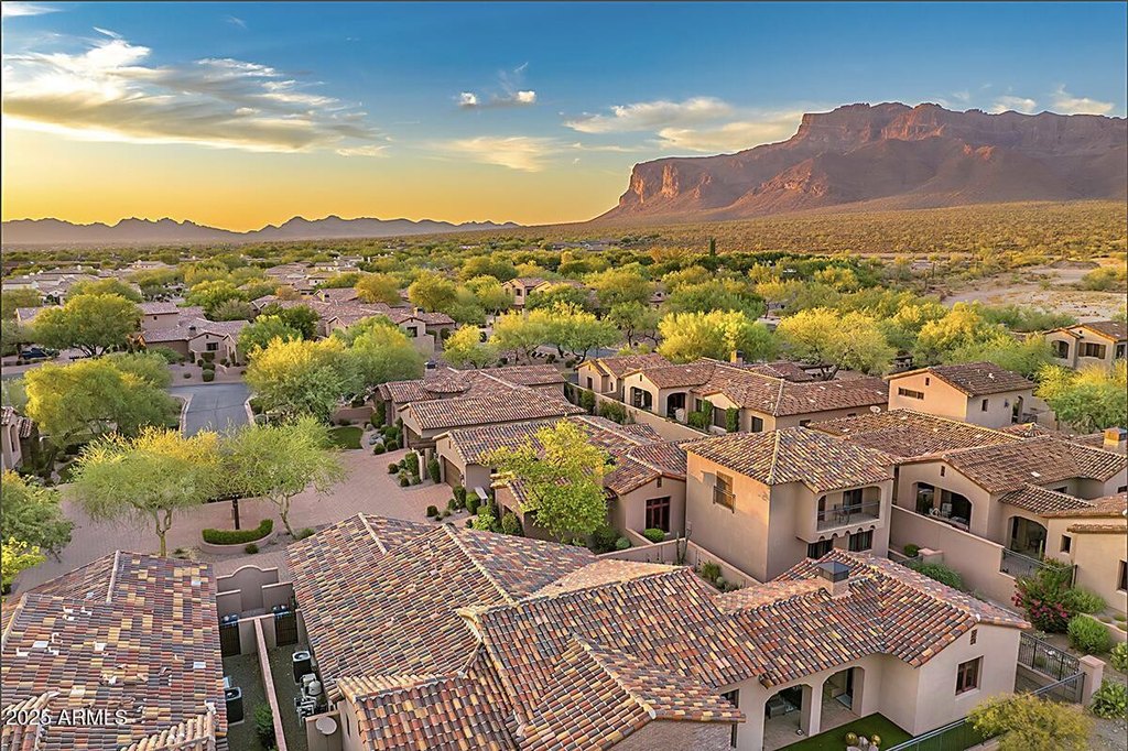 Gold Canyon, Arizona, 85118, United States, 4 Bedrooms Bedrooms, ,5 BathroomsBathrooms,Residential,Forsale,1934070