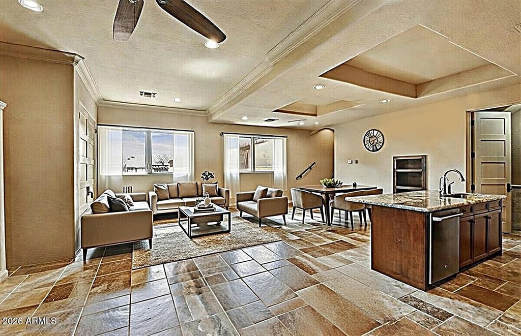 Gold Canyon, Arizona, 85118, United States, 4 Bedrooms Bedrooms, ,5 BathroomsBathrooms,Residential,Forsale,1934070