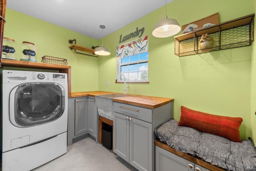 Napa, California, 94558, United States, 2 Bedrooms Bedrooms, ,1 BathroomBathrooms,Residential,Forsale,2004742