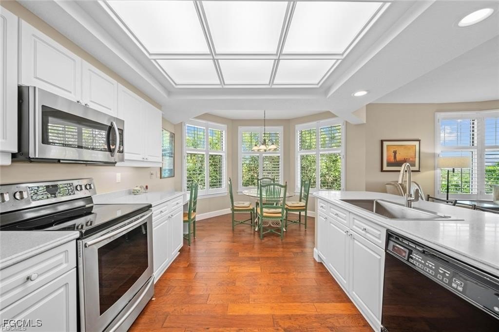 Sanibel, Florida, 33957, United States, 3 Bedrooms Bedrooms, ,2.5 BathroomsBathrooms,Residential,Forsale,1998643