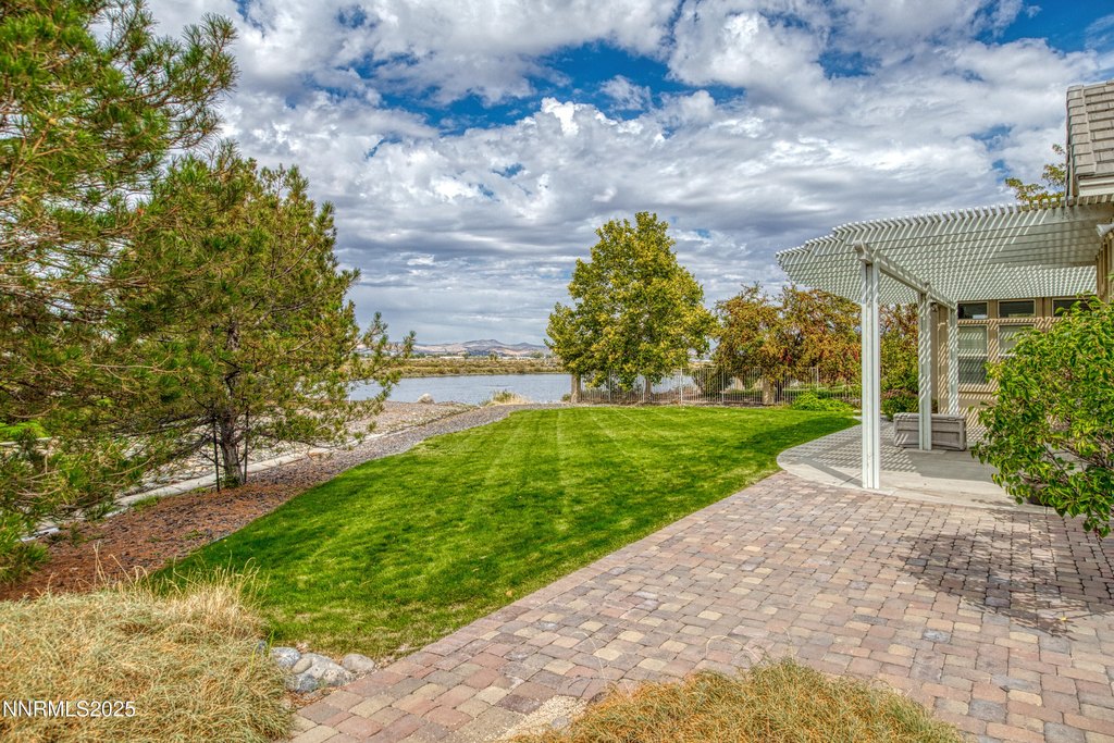 Reno, Nevada, 89502, United States, 3 Bedrooms Bedrooms, ,2.5 BathroomsBathrooms,Residential,Forsale,2004201