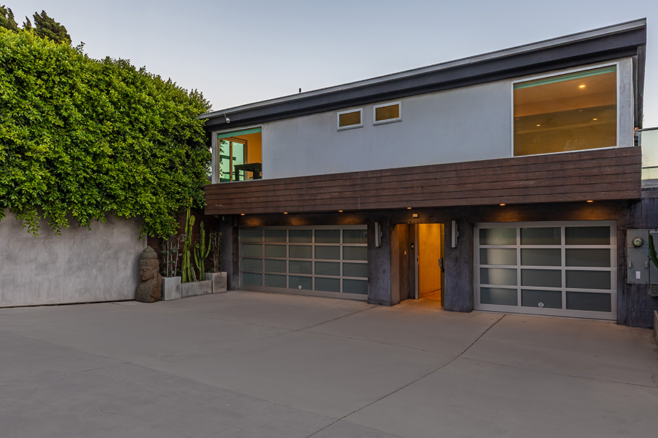 Malibu, California, 90265, United States, 6 Bedrooms Bedrooms, ,4 BathroomsBathrooms,Residential,Forsale,2001447