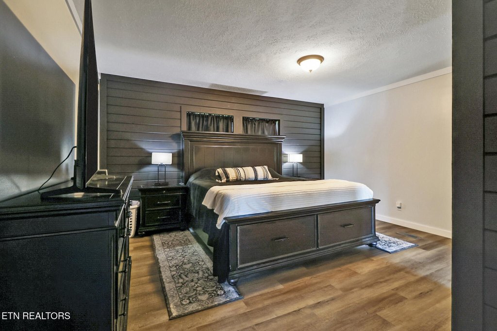 Crossville, Tennessee, 38571, United States, 4 Bedrooms Bedrooms, ,2 BathroomsBathrooms,Residential,Forsale,1996592