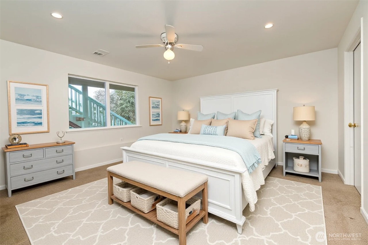 Camano Island, Washington, 98282, United States, 3 Bedrooms Bedrooms, ,2 BathroomsBathrooms,Residential,Forsale,1990716