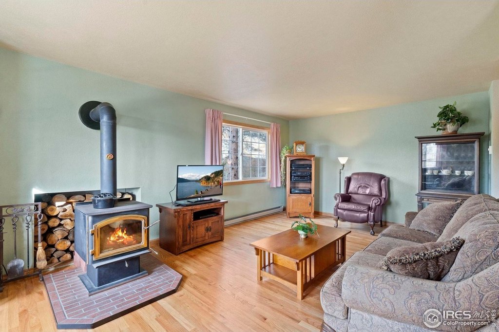 Livermore, Colorado, 80536, United States, 3 Bedrooms Bedrooms, ,1.5 BathroomsBathrooms,Residential,Forsale,2004220