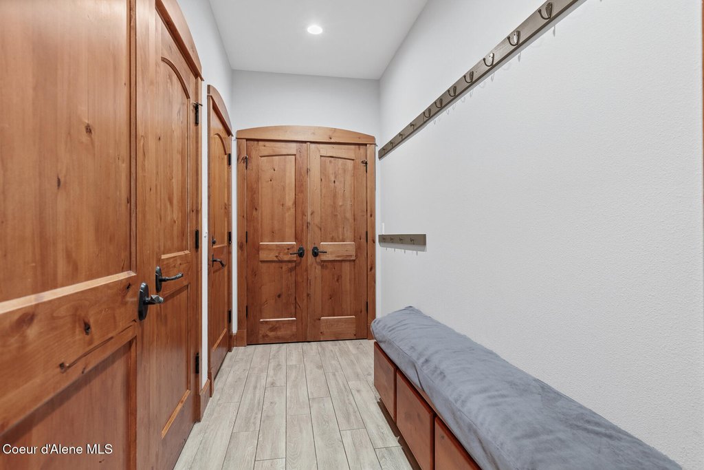 Hayden, Idaho, 83835, United States, 3 Bedrooms Bedrooms, ,3.5 BathroomsBathrooms,Residential,Forsale,1946352