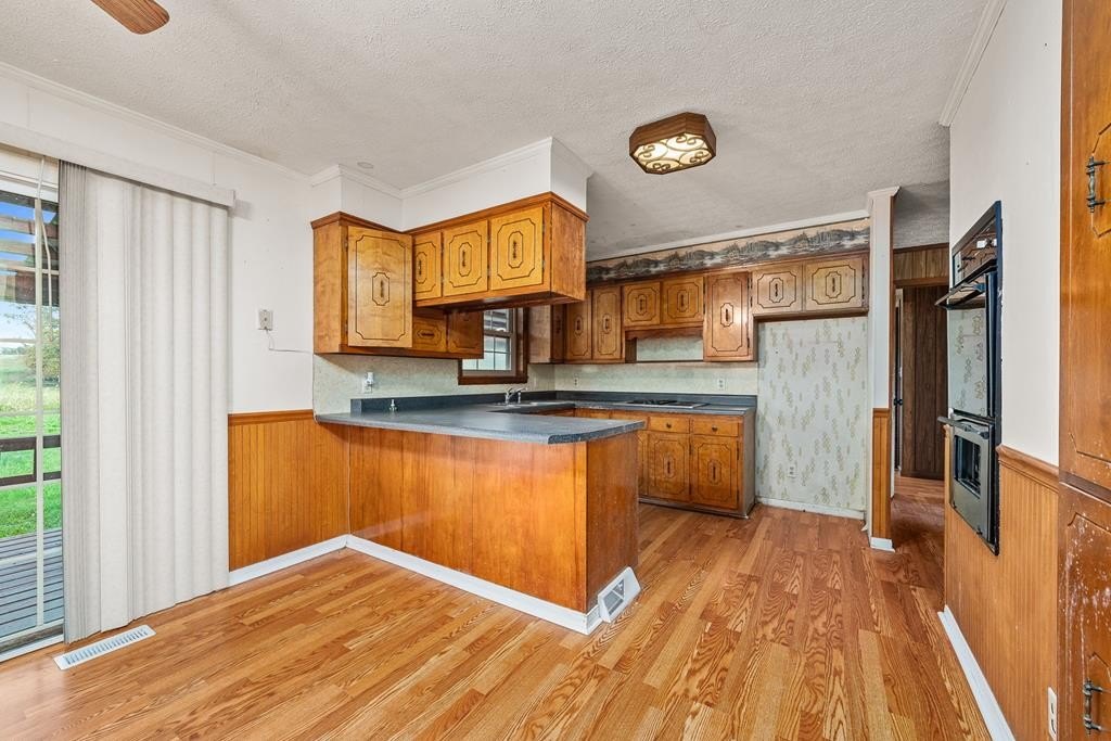 Monroe, Tennessee, 38573, United States, 3 Bedrooms Bedrooms, ,1.5 BathroomsBathrooms,Residential,Forsale,2010938