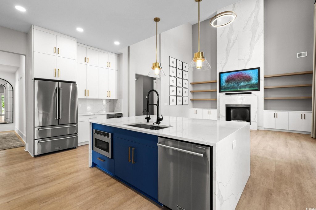 Myrtle Beach, South Carolina, 29577, United States, 5 Bedrooms Bedrooms, ,4.5 BathroomsBathrooms,Residential,Forsale,2008937