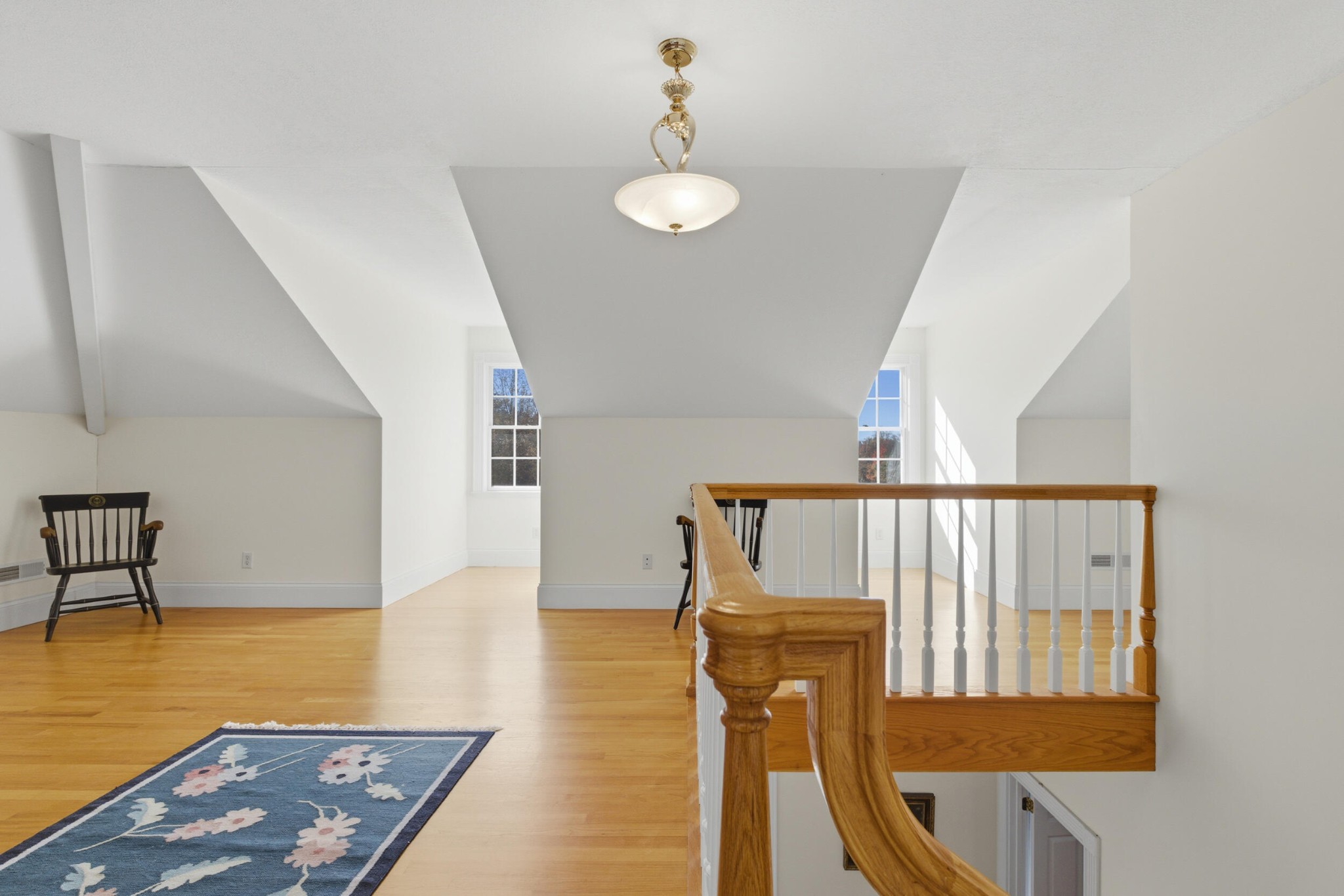 Bridgeport, Alabama, 35740, United States, 4 Bedrooms Bedrooms, ,3.5 BathroomsBathrooms,Residential,Forsale,2009579