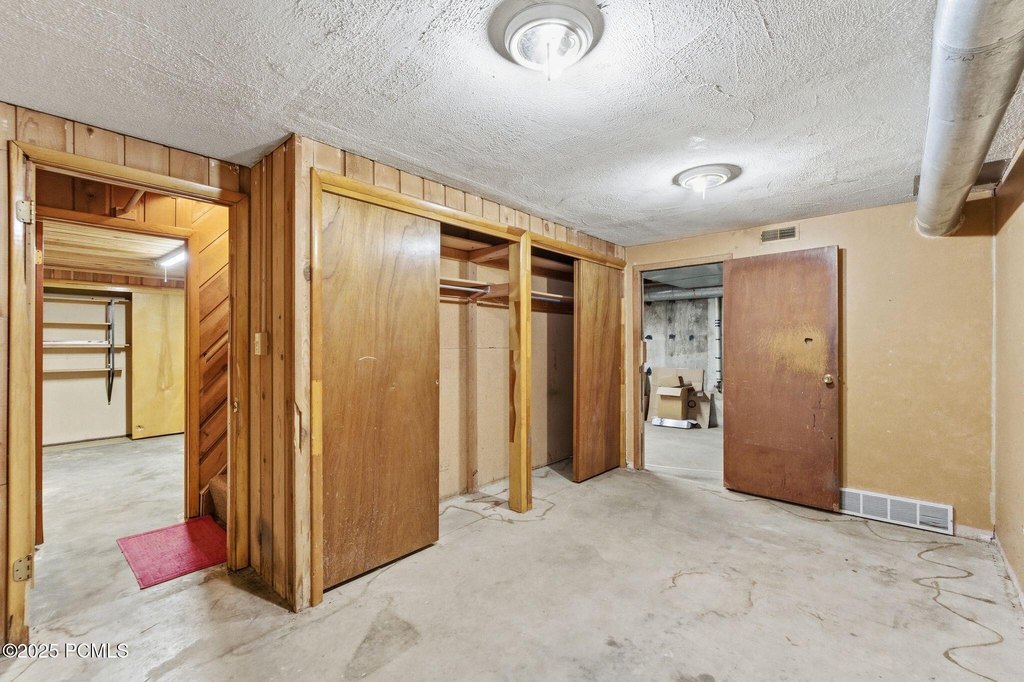 Park City, Utah, 84098, United States, 2 Bedrooms Bedrooms, ,1 BathroomBathrooms,Residential,Forsale,2004730