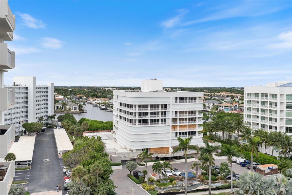 Highland Beach, Florida, 33487, United States, 2 Bedrooms Bedrooms, ,2 BathroomsBathrooms,Residential,Forsale,1996343