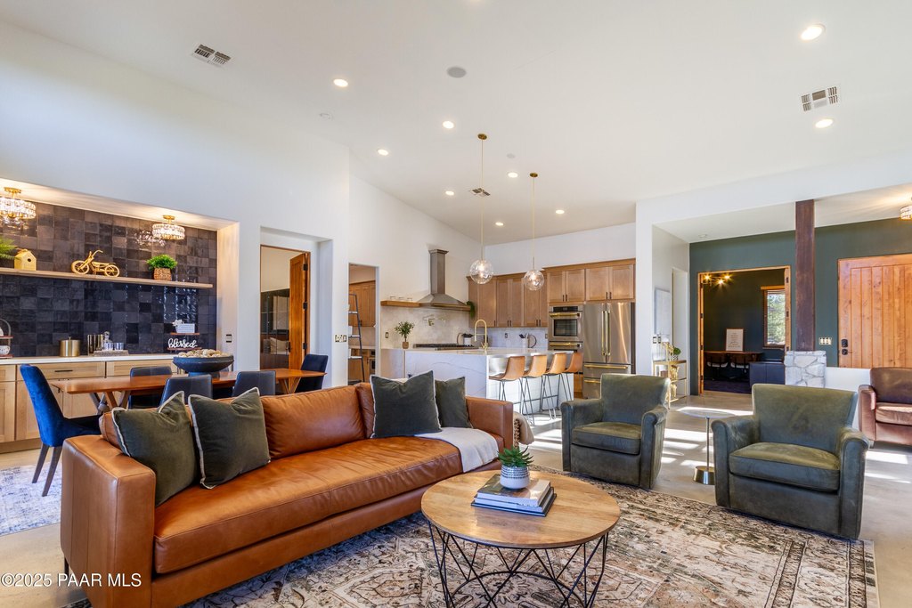 Prescott, Arizona, 86305, United States, 3 Bedrooms Bedrooms, ,3 BathroomsBathrooms,Residential,Forsale,2004520