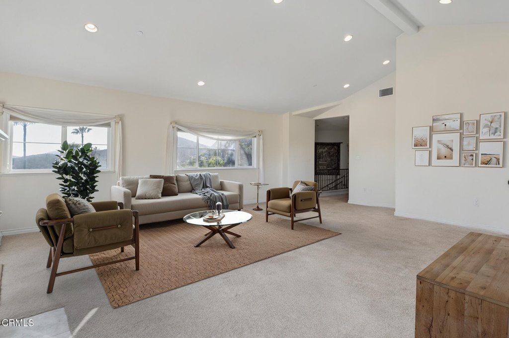 Ventura, California, 93003, United States, 4 Bedrooms Bedrooms, ,3 BathroomsBathrooms,Residential,Forsale,2004317