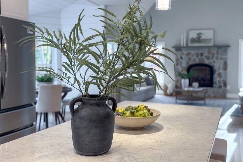 Moultonborough, New Hampshire, 03254, United States, 3 Bedrooms Bedrooms, ,3.5 BathroomsBathrooms,Residential,Forsale,2010628