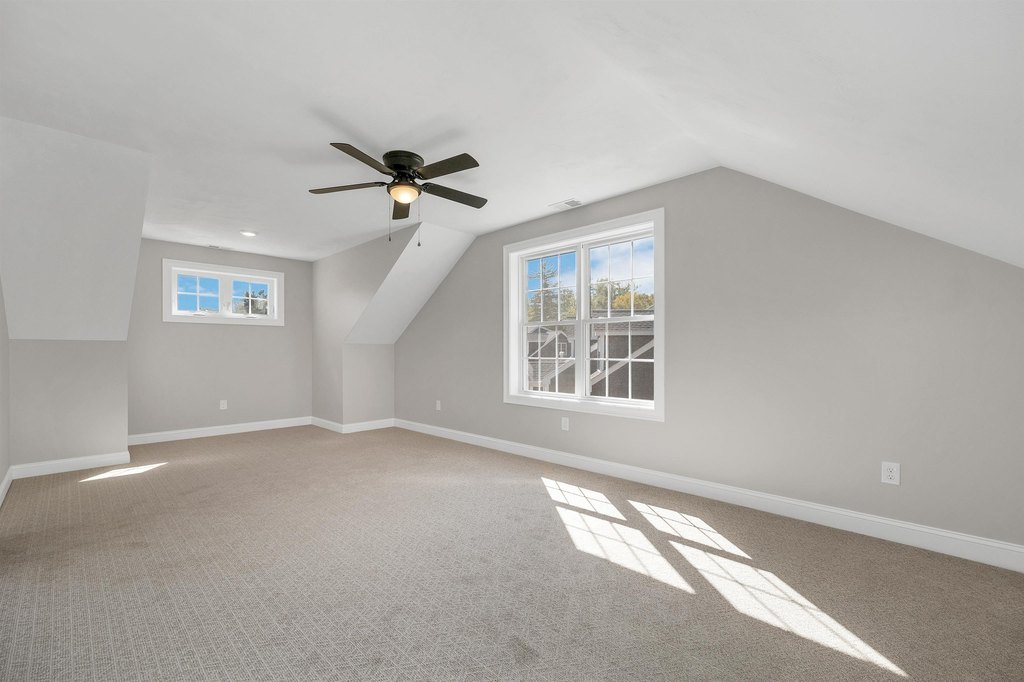 Meredith, New Hampshire, 03253, United States, 4 Bedrooms Bedrooms, ,2.5 BathroomsBathrooms,Residential,Forsale,2002407