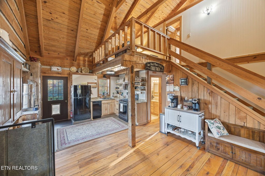 Crossville, Tennessee, 38572, United States, 3 Bedrooms Bedrooms, ,3 BathroomsBathrooms,Residential,Forsale,1996602