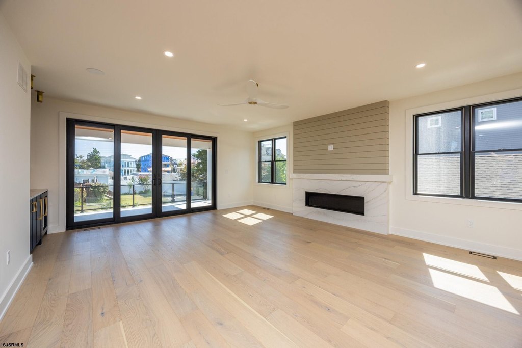 Ventnor, New Jersey, 08406, United States, 6 Bedrooms Bedrooms, ,6 BathroomsBathrooms,Residential,Forsale,2004612