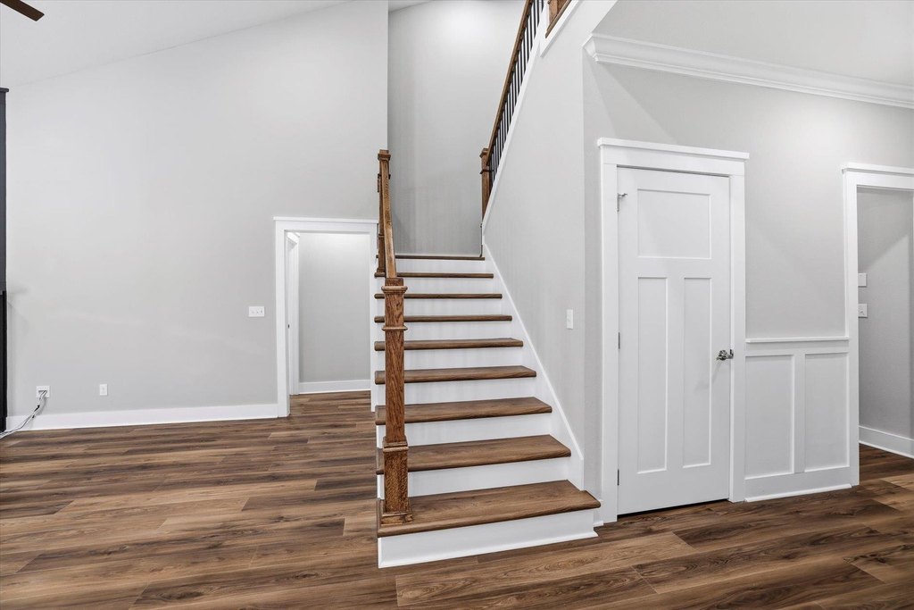 Tallahassee, Florida, 32312, United States, 5 Bedrooms Bedrooms, ,3.5 BathroomsBathrooms,Residential,Forsale,1995099