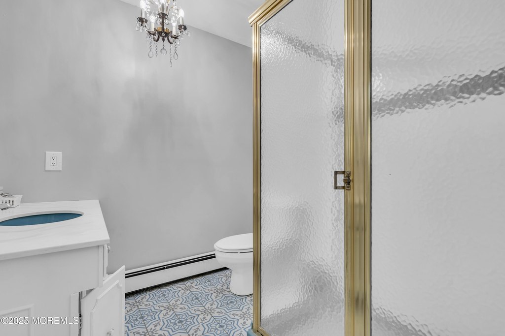 Toms River, New Jersey, 08753, United States, 3 Bedrooms Bedrooms, ,2 BathroomsBathrooms,Residential,Forsale,1966076